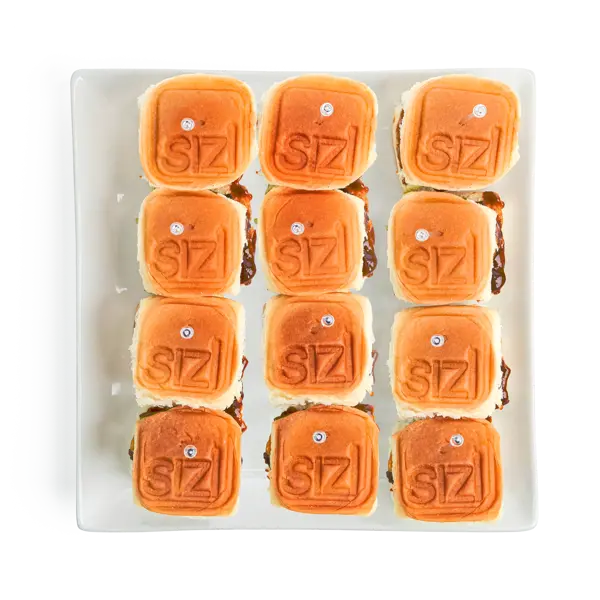 12 pcs Mini Chicken Burgers